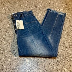 NWT EVIDNT l STRAIGHT Denim l Size 27